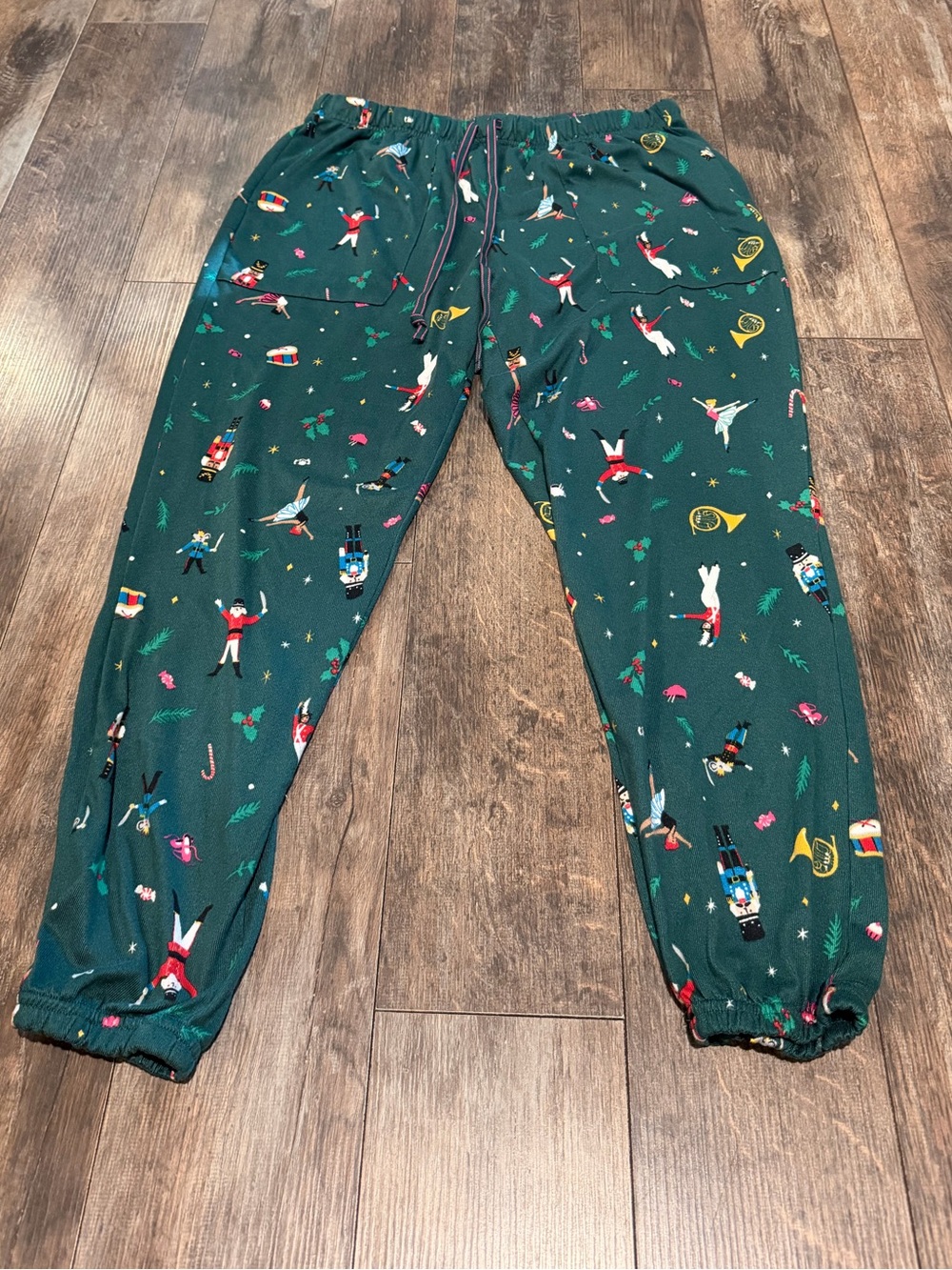 🌺Women's Dark Green Nutcracker Print Pajama Pants